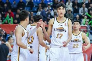 中国男篮队员分享近期最喜欢的歌曲：张镇麟的是《夜的第七章》